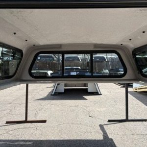 LEER 100R Mile High Deluxe Topper - Toyota Tacoma - Image 5
