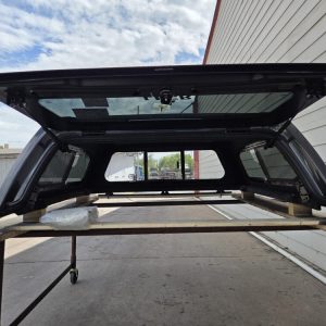 LEER 100XR Topper - Toyota Tacoma - Image 5