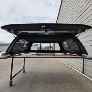 LEER 100XR Topper - Toyota Tundra - Image 5