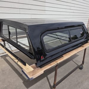 LEER 100XR Topper - Toyota Tacoma - Image 3