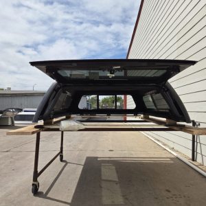 LEER 100XR Topper - Toyota Tacoma - Image 5