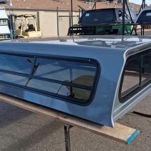 LEER 100S Topper - GMC Sierra 2500 - Image 4