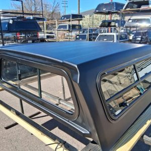 LEER 100S Mile High Deluxe Topper - Toyota Tacoma - Image 3
