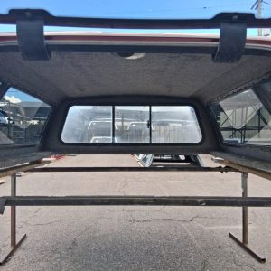 Century Cab-High Topper - Ford F-250 - Image 5