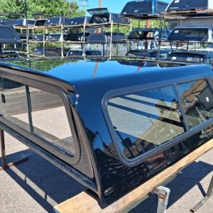 LEER 100S Mile High Deluxe Topper - Chevrolet Silverado 1500 - Image 3