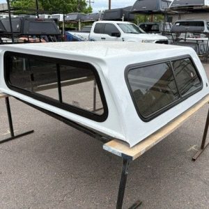 LEER 100S Mile High Deluxe Topper - GMC Sierra 1500 - Image 3