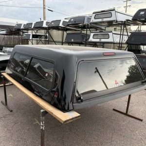 LEER 100S Mile High Deluxe Topper - Chevrolet Silverado 2500 - Image 2