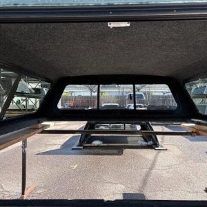 LEER 100R Mile High Deluxe Topper - Toyota Tundra - Image 5