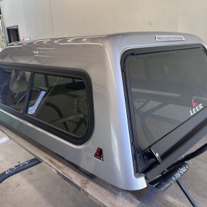 LEER 180 Topper - Toyota Tacoma - Image 2