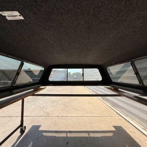 LEER 100R Topper - Toyota Tacoma - Image 5
