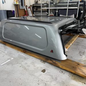 LEER 100XR Topper - Chevrolet Colorado - Image 2
