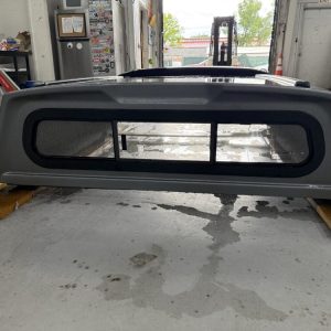 LEER 100XR Topper - Chevrolet Colorado - Image 3