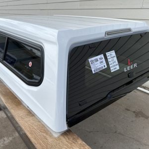 LEER 100XR Topper - Toyota Tacoma - Image 2