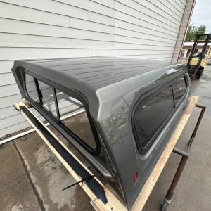 LEER 100XR Topper - Toyota Tacoma - Image 3