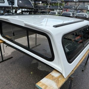 LEER 100XR Topper - Chevrolet vs Silverado 1500 - Image 4
